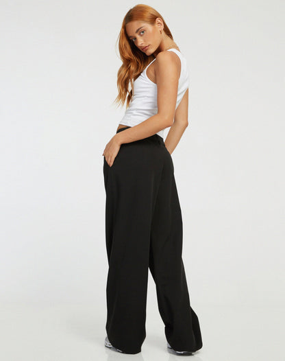 Wide Leg Trouser in Dark Black